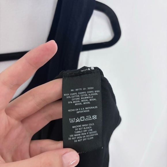 Anthropologie t.la Black Scoop Neck Tank Top Small - Picture 3 of 6